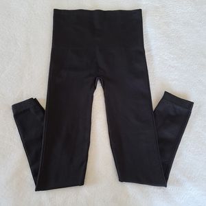 SPANX Black Nylon 7/8 length leggings Size Medium